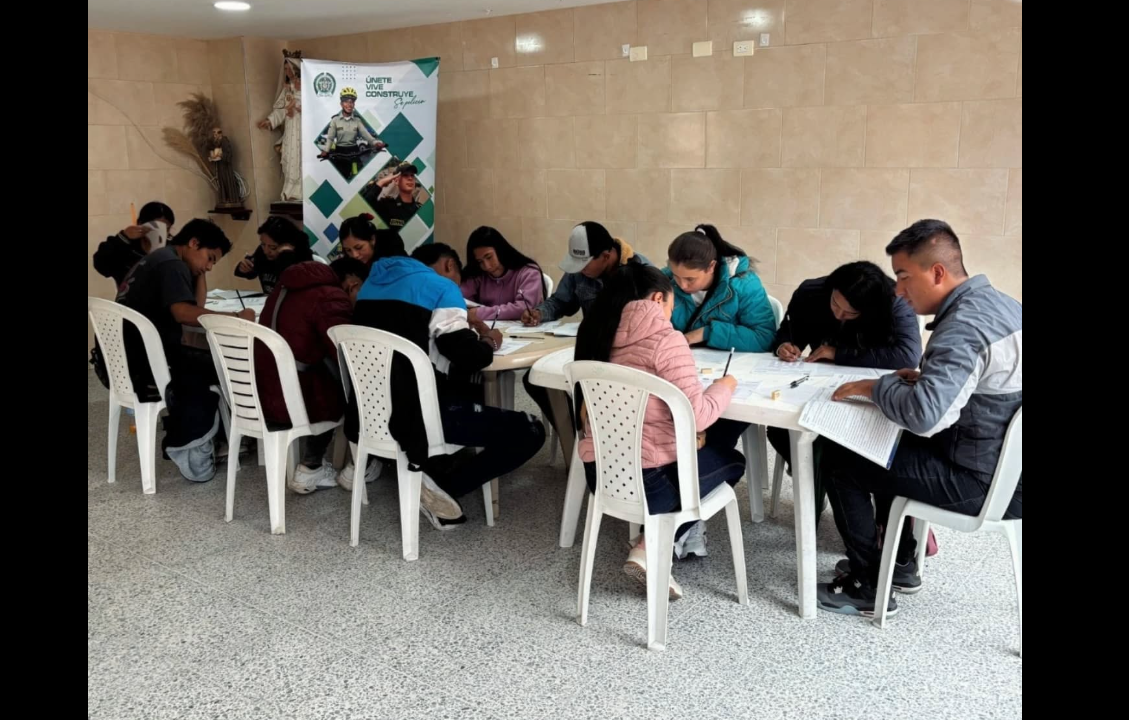 |Gachancipá| apoya a los aspirantes a la |Policía Nacional| con jornada de evaluaciones