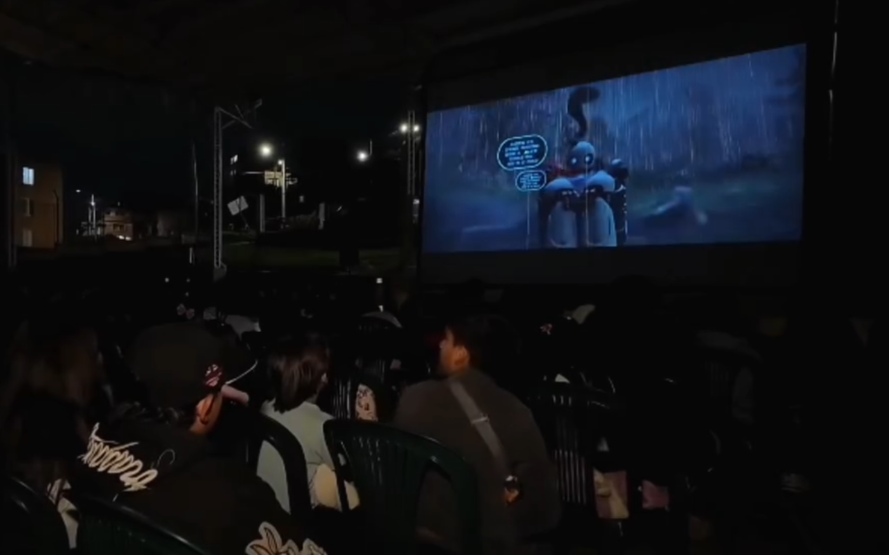 |Gachancipá| Disfrutó de una Noche Mágica con el Programa |Cine al Parque| + Video