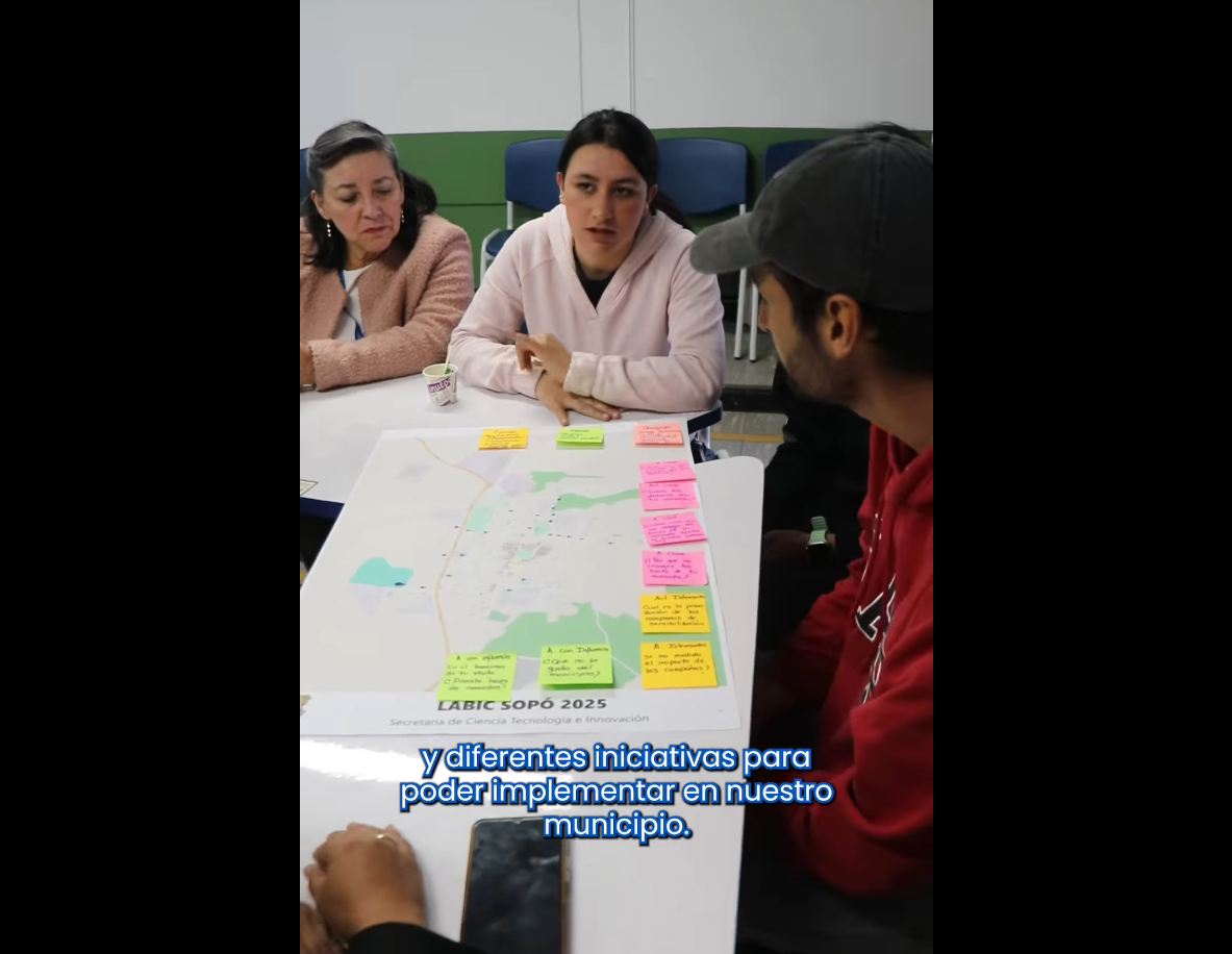|Sopó| avanza con propuestas innovadoras para el |manejo de heces de mascotas| + Video