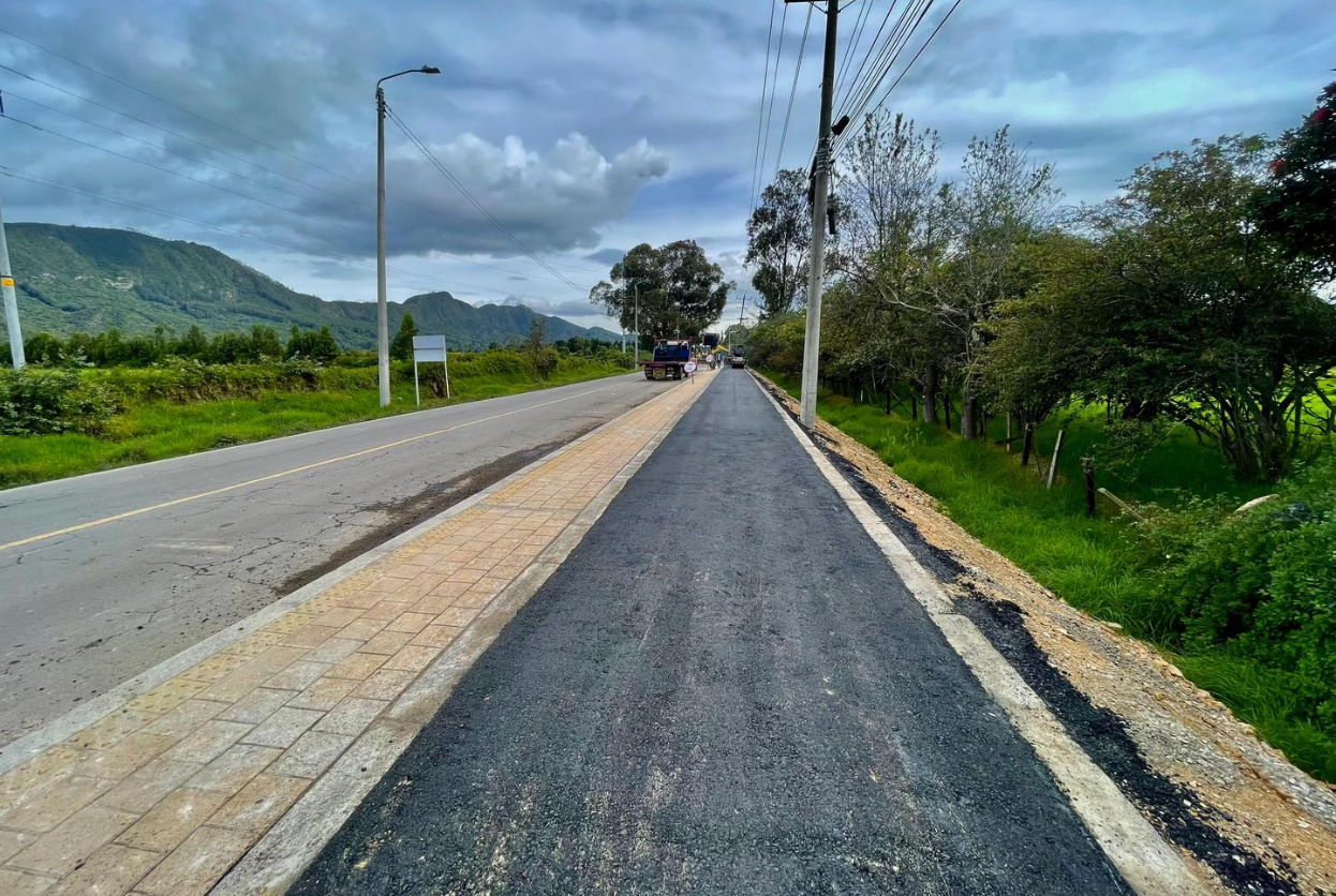 Cicloruta |Tenjo|–|Siberia| avanza con acompañamiento institucional