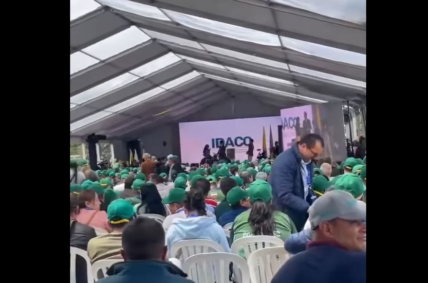 |Juntas de Acción Comunal| del municipio de |Tenjo| reciben dotación con apoyo departamental + Video