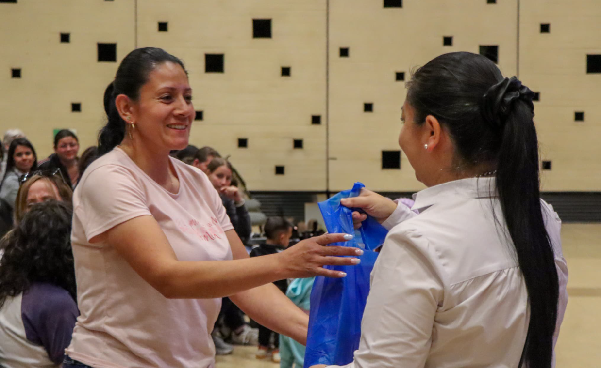 |Madres cajiqueñas| disfrutaron una tarde especial con |programas sociales| del municipio