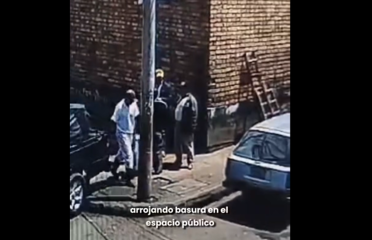 |Zipaquireños| llamados a cuidar el espacio público y mantener la |ciudad limpia| + Video