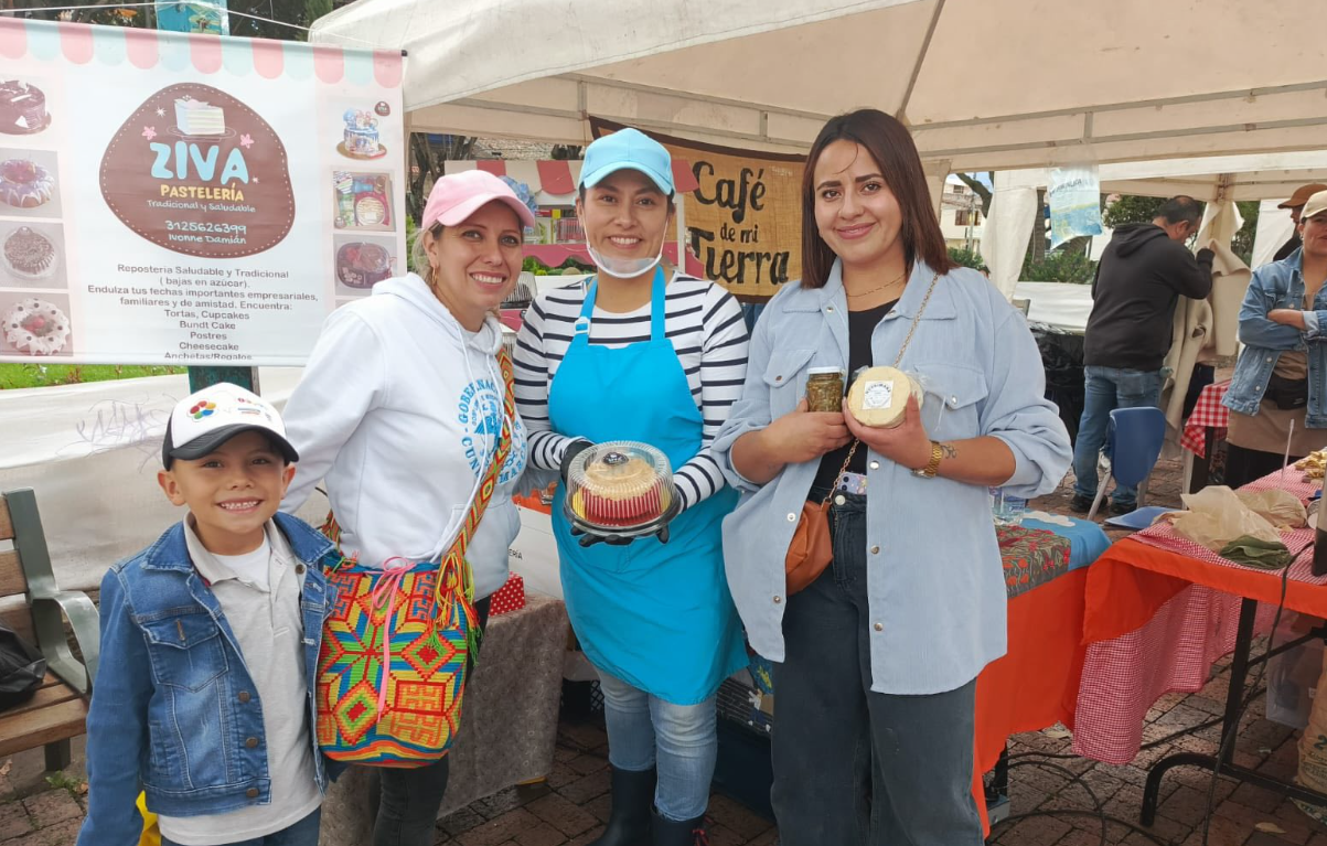 |Cundinamarca| impulsa el |emprendimiento femenino| con apoyo a 100 proyectos productivos