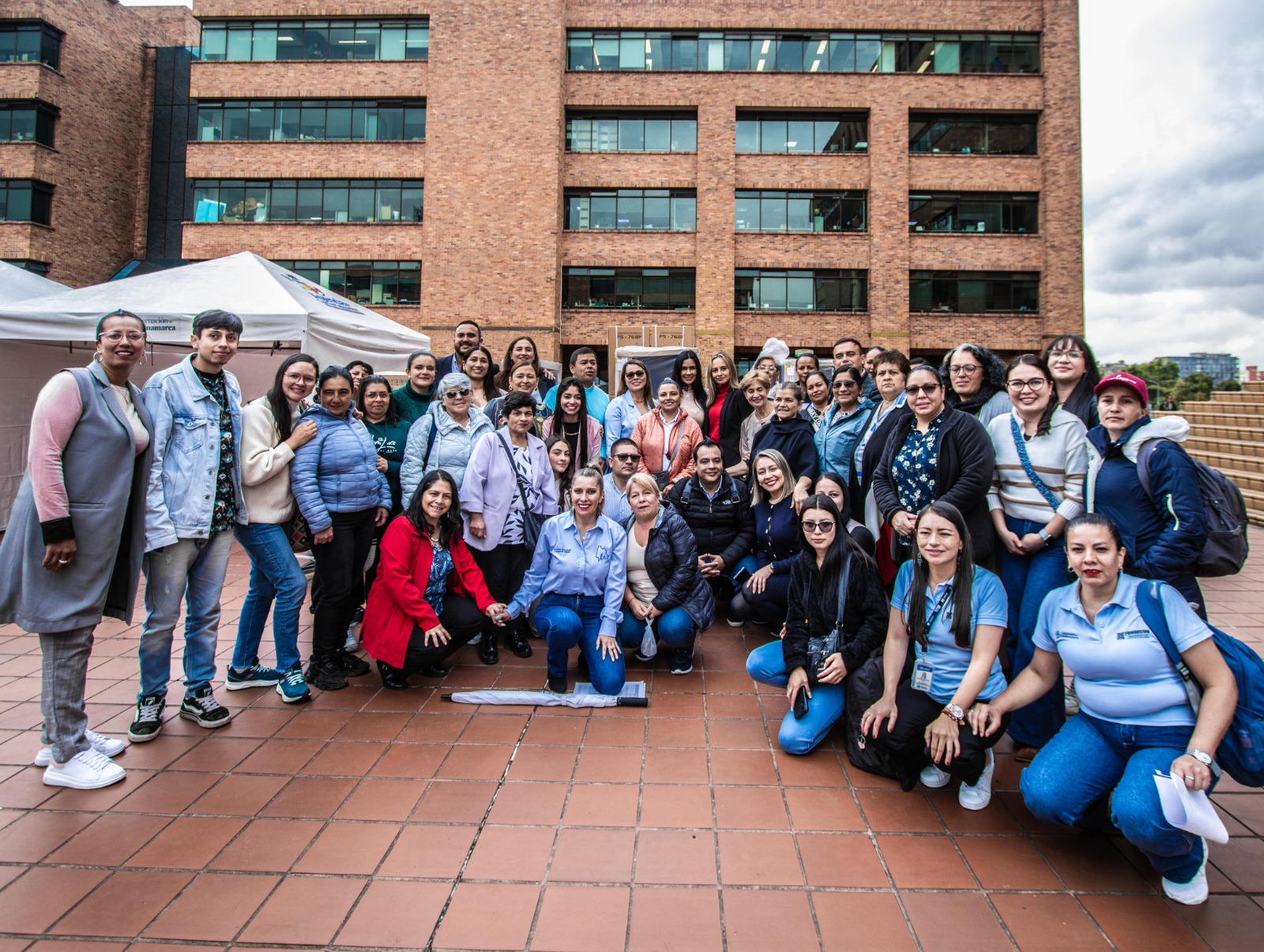 |Cundinamarca| fortalece la |autonomía económica| de las mujeres a través de la estrategia |ICPES|