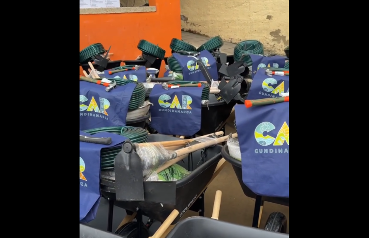 |Sutatausa| entrega herramientas ecoeficientes a Juntas de Acción Comunal en |Día del Campesino| + Video