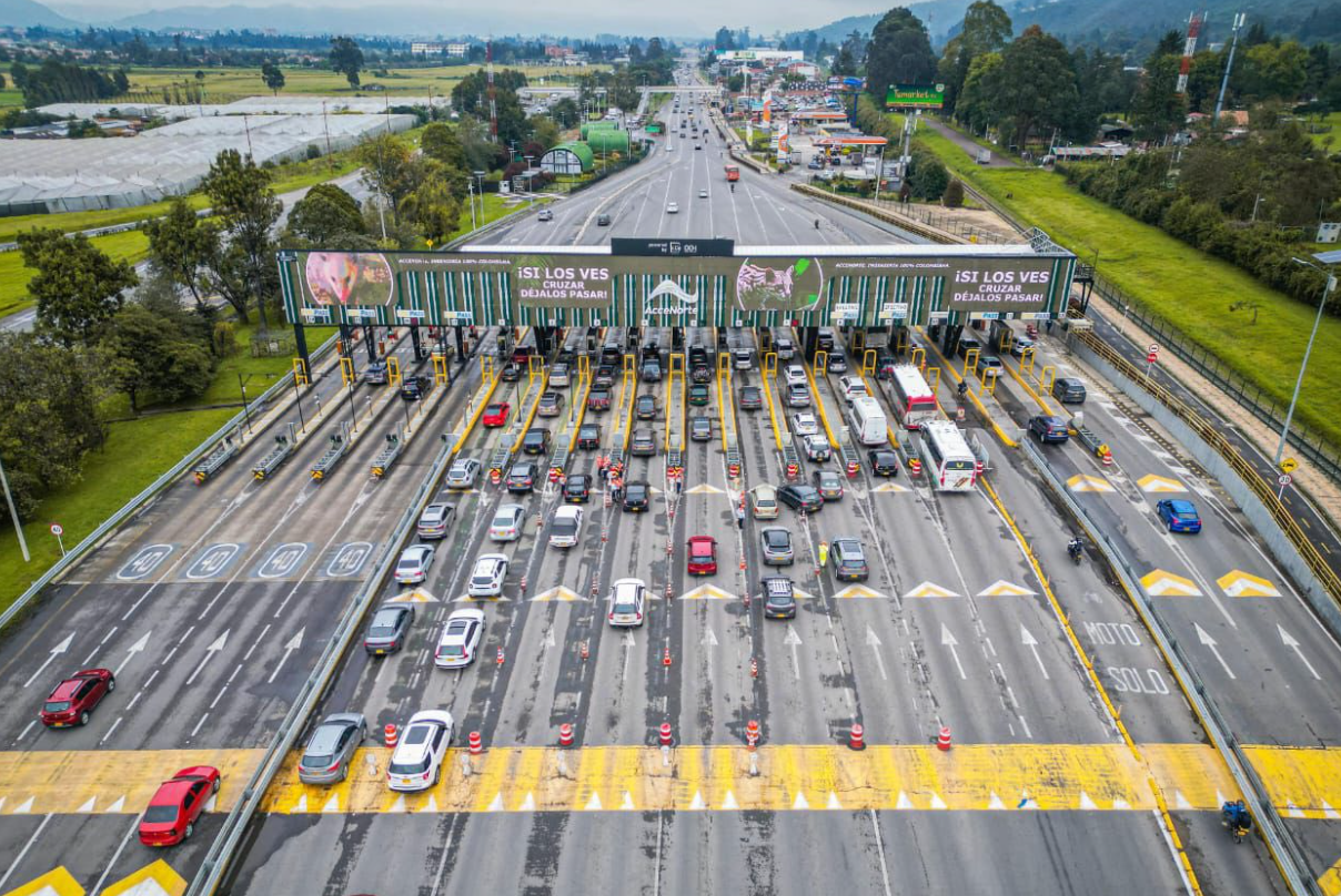 |Incremento de turistas| y movilidad en |Cundinamarca| durante el fin de semana festivo