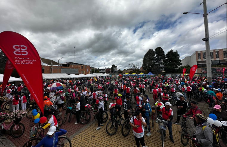 Más de 3.000 personas participaron en el |Día de la Bicicleta| |Chía 2025|