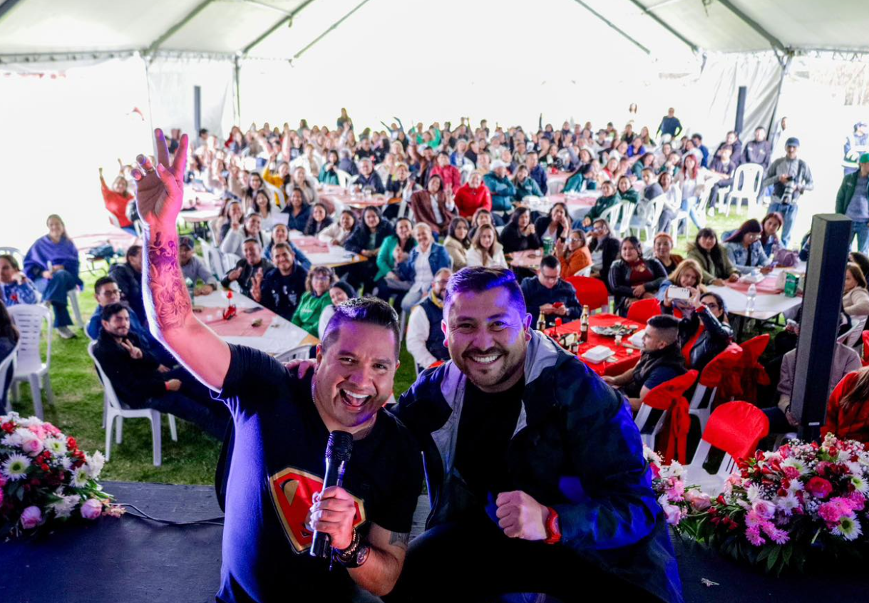 |Tenjo| rinde homenaje a sus |docentes| en su día