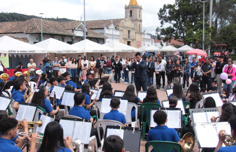 |Tocancipá| celebró el |Día del Padre| con unión familiar y alegría