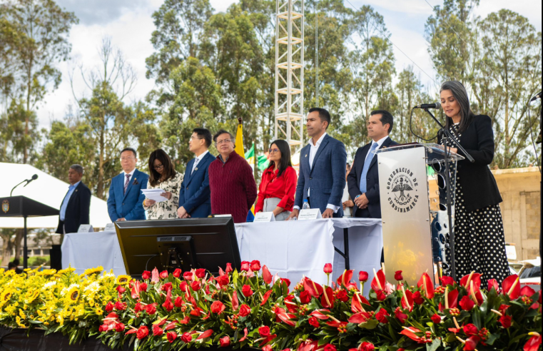 |Presidente Petro| acompaña inicio de obras del |RegioTram de Occidente|