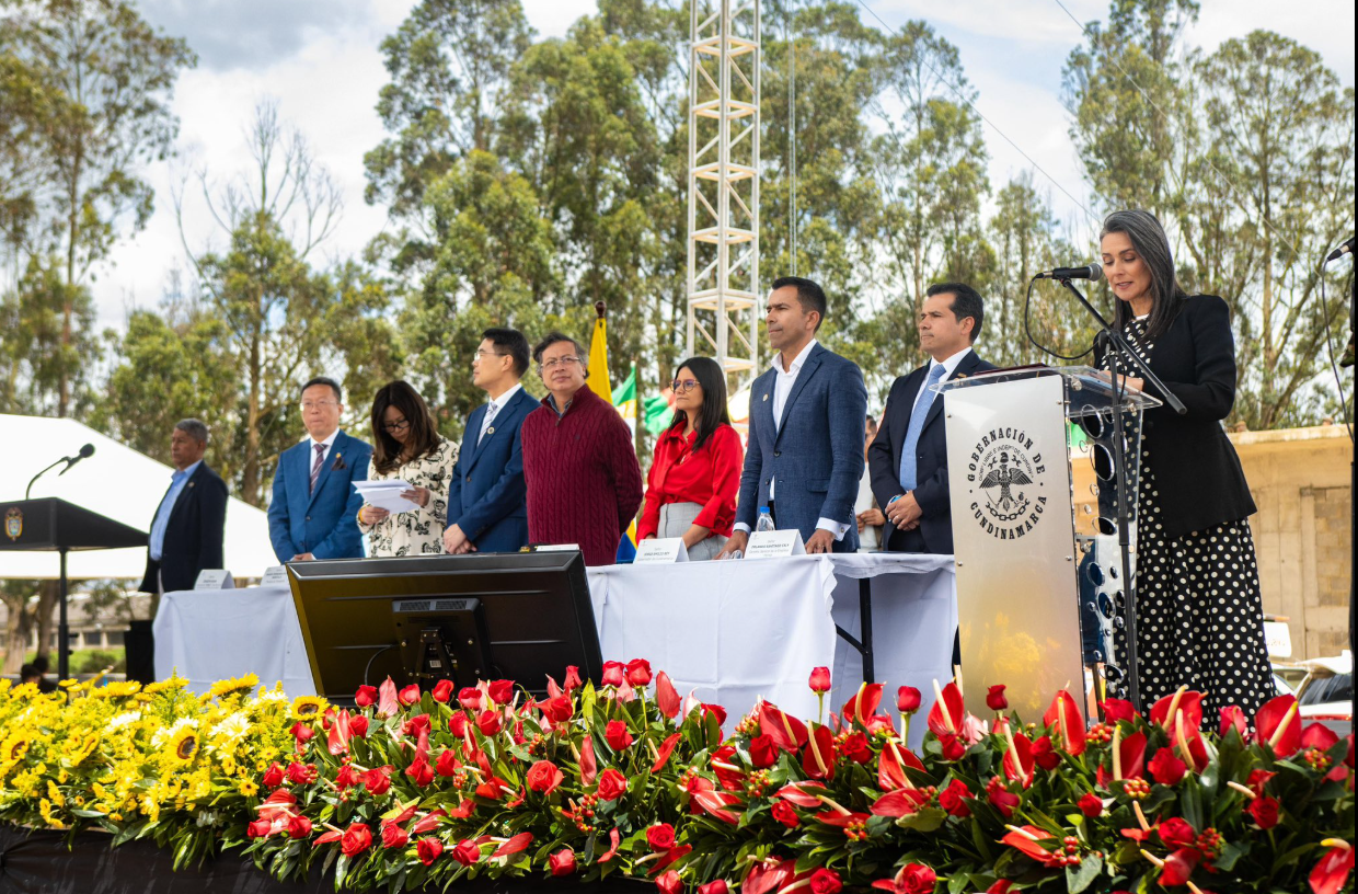 |Presidente Petro| acompaña inicio de obras del |RegioTram de Occidente|