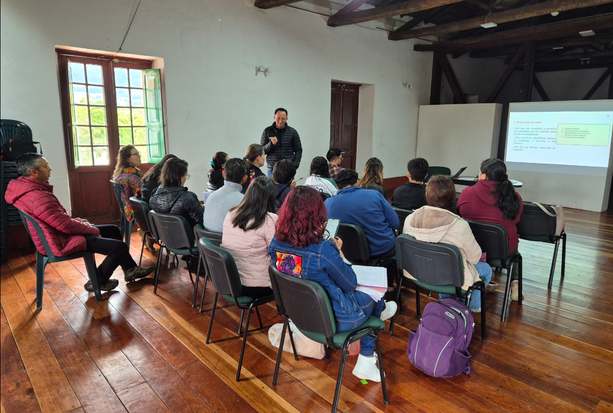 |Cogua| inicia ciclo de capacitaciones para emprendedores con apoyo de la |Cámara de Comercio|