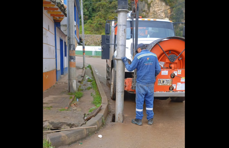 |Nemocón| refuerza limpieza del alcantarillado para prevenir |emergencias por lluvias| + Video