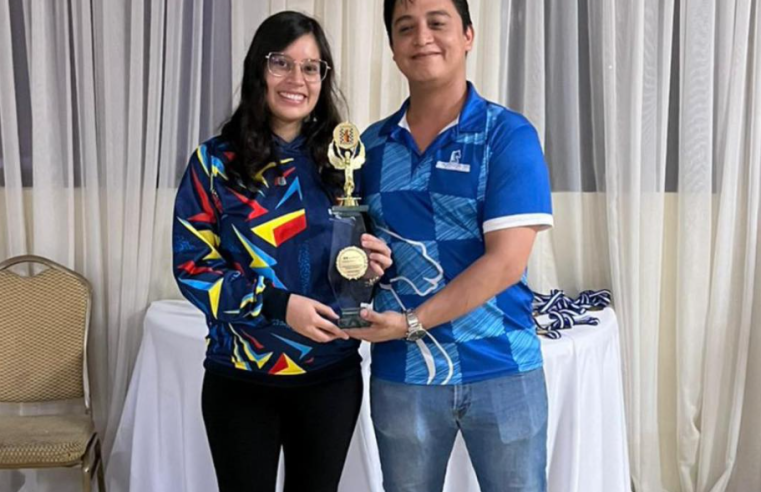 |Adriana Pachón|, orgullo de |Cundinamarca| y doble campeona panamericana de |ajedrez| en |Honduras|