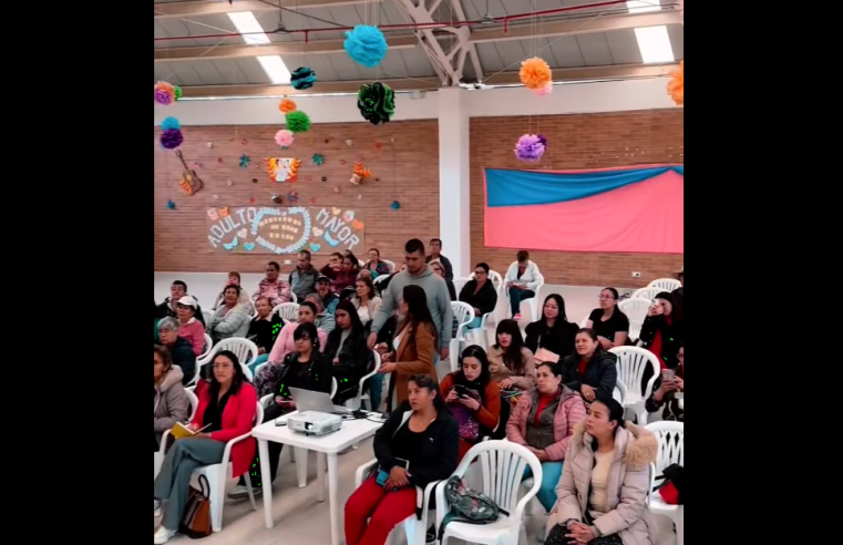 |Mujeres| emprendedoras recibieron mensaje de |inspiración| y |liderazgo| + Video