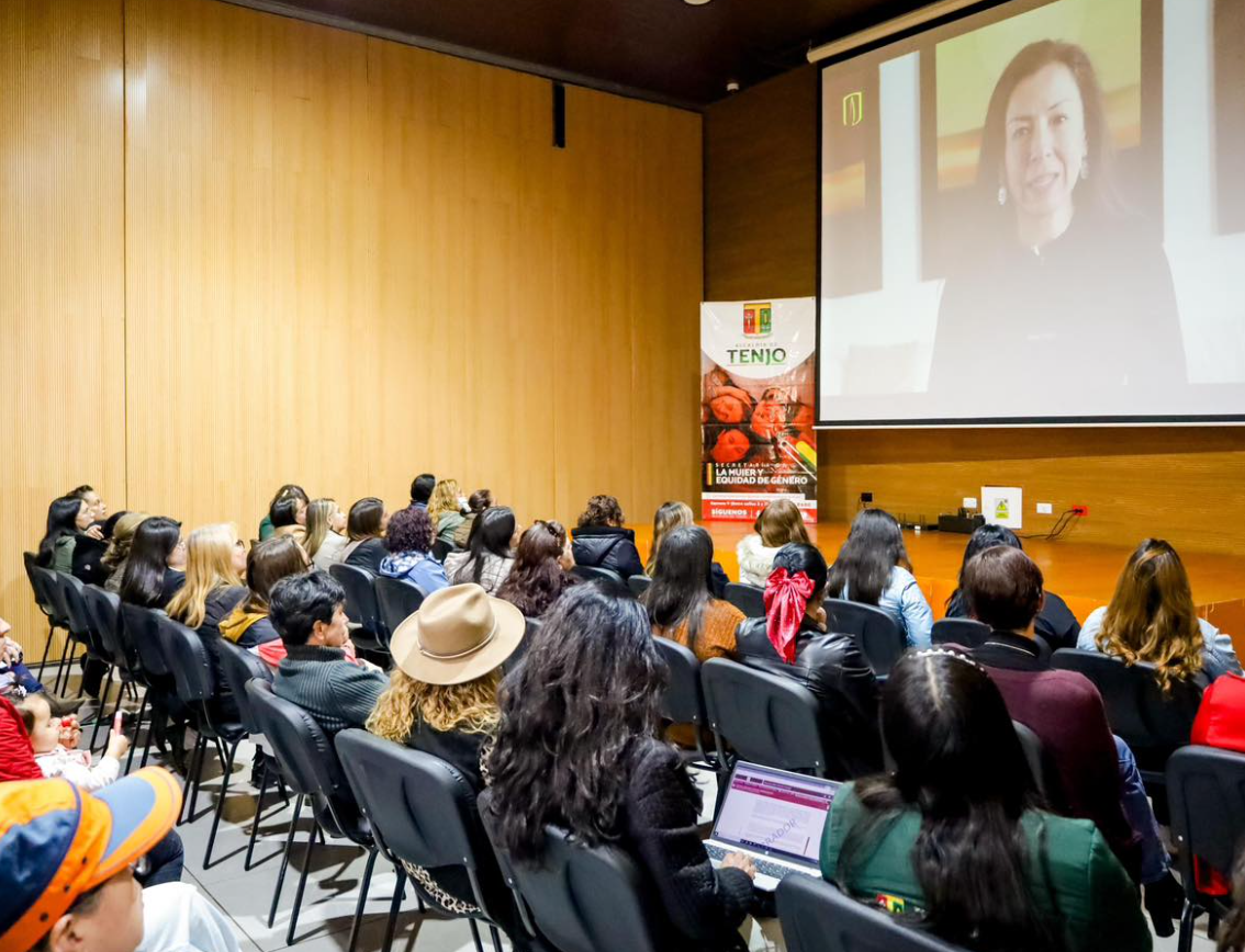 Comenzó el curso de |Gerencia Pública| para Mujeres con enfoque de liderazgo y equidad en |Tenjo|