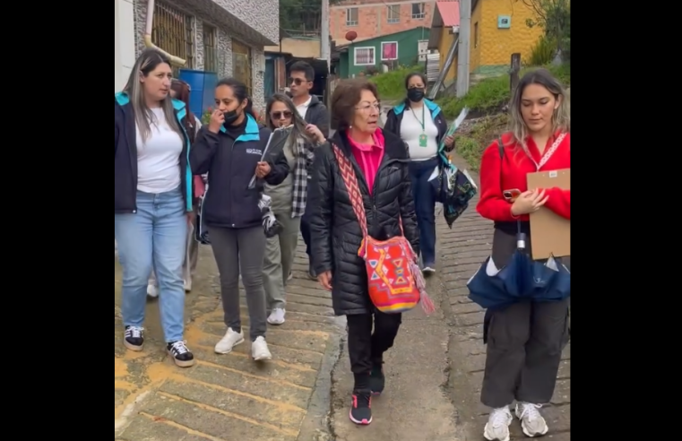 Alcaldía de |Tocancipá| lleva programas sociales a la |vereda Quindigua| + Video