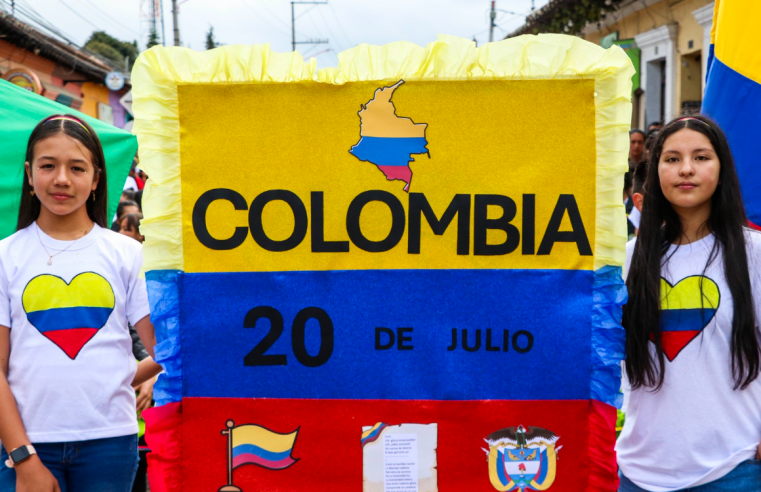 |Tabio| conmemoró el |20 de Julio| exaltando los símbolos patrios y la identidad nacional