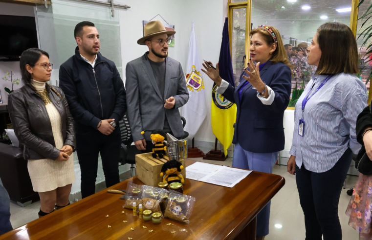 |Cajicá| impulsa la protección de abejas con nuevo espacio para |apicultores|