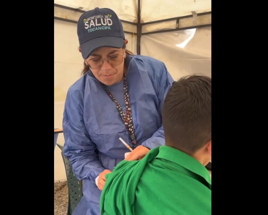 |Tocancipá| avanza con jornadas de |vacunación| para toda la familia + Video
