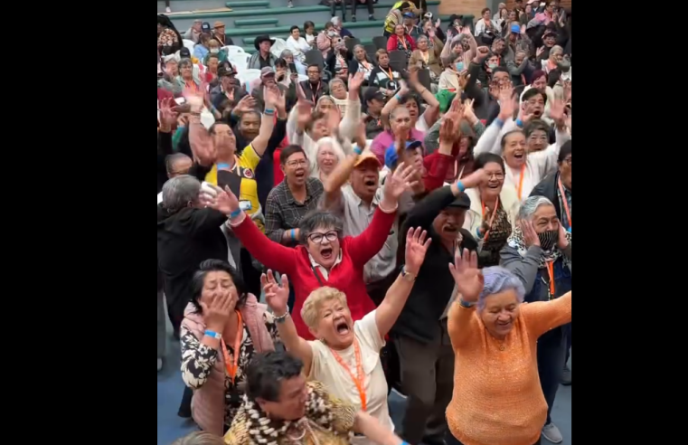 |Adultos mayores| de |Chía| celebraron la Colombianidad con cultura, tradición y alegría + Video