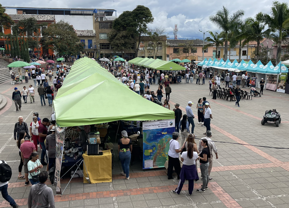 |Fusagasugá| fue sede del Encuentro Departamental de |Negocios Verdes| en |Cundinamarca|
