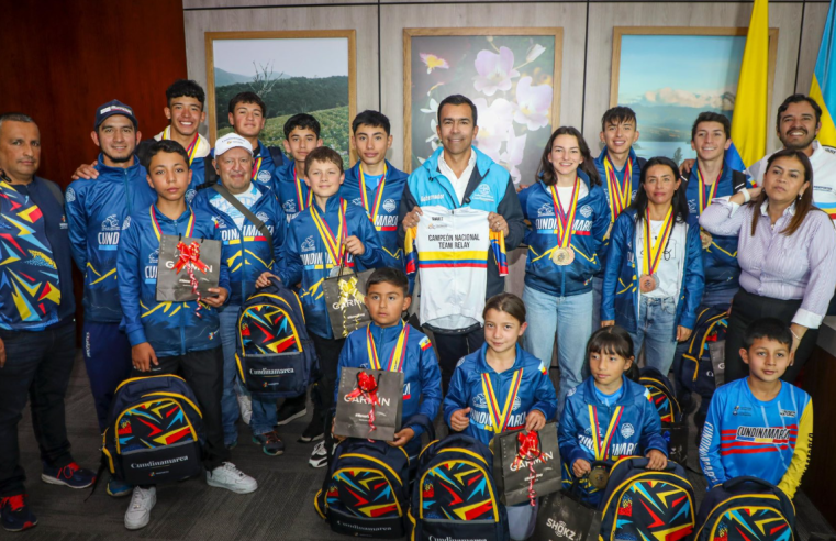 |Cundinamarca| se consagra campeón del Nacional de MTB 2025 en |Zipaquirá|