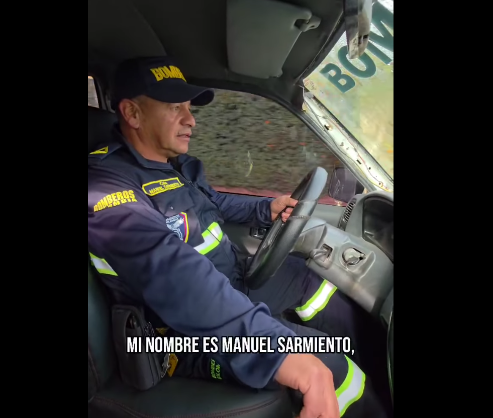 Cabo Manuel Sarmiento, un |héroe| que inspira desde el |Cuerpo de Bomberos| de |Tenjo| + Video