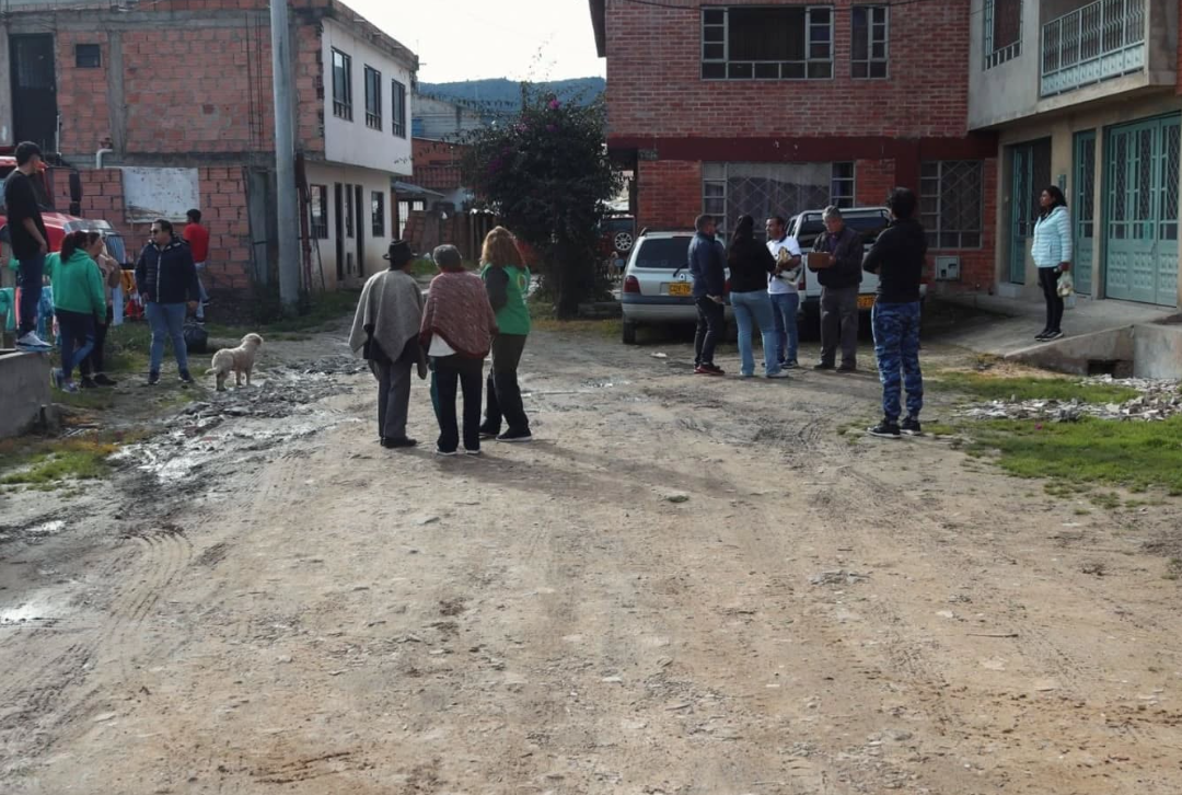 |Gachancipá| socializó proyecto de construcción vial en la |Calle 6A|