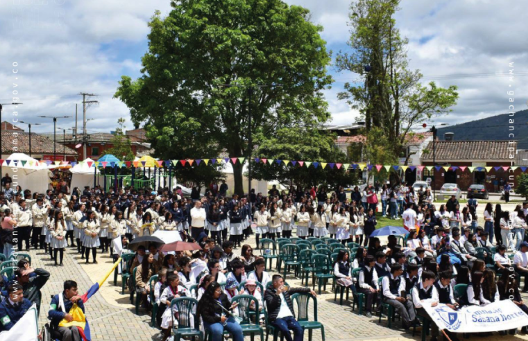 |Gachancipá| dio inicio a la |Semana de la Juventud| 2025 con un |desfile| lleno de color y energía