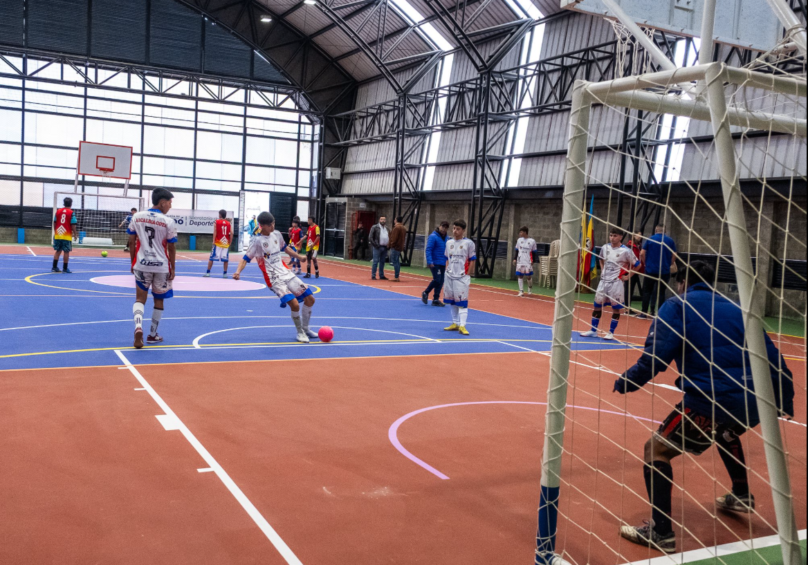 |Coliseo de Briceño| reabre sus puertas totalmente renovado en |Sopó|
