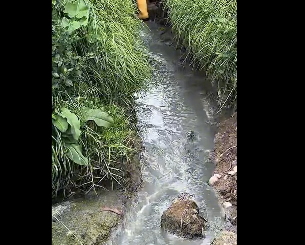 Suspenden |vertimientos ilegales| cerca del nacimiento del |río Bogotá| en |Chocontá| + Video