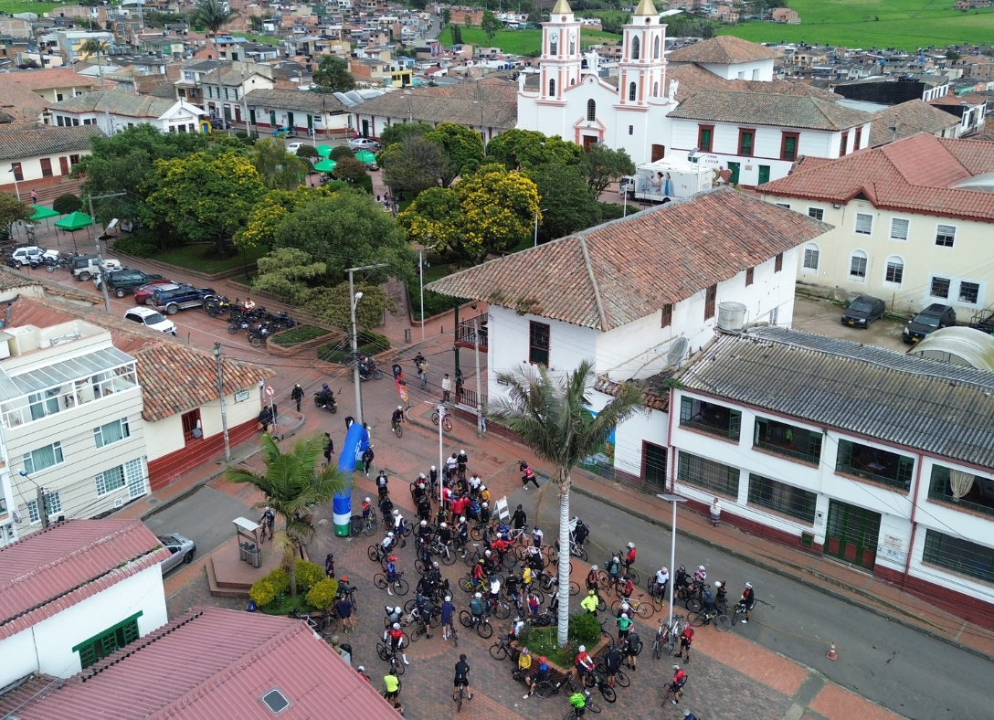 |Cycla Training| Series pasó por |Cogua| como antesala al |Gran Fondo El Origen X Egan|