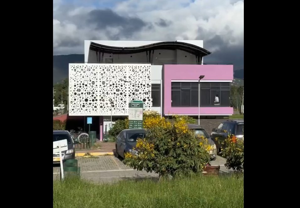 La |Casa de la Mujer| en |Fonquetá| ofrece servicios para toda la familia en el municipio de |Chía| + Video