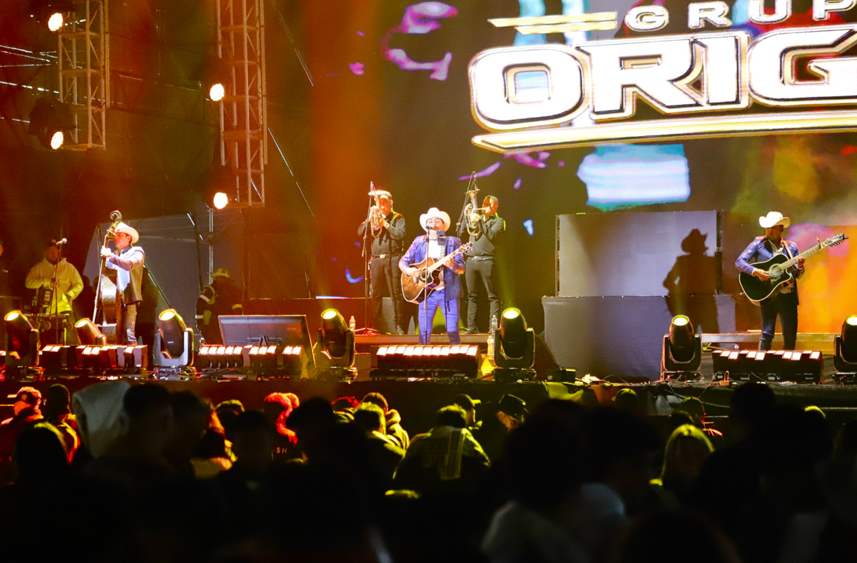|Gran Concierto| de la |Colombianidad| brilló en |Tocancipá| con artistas internacionales y talento local