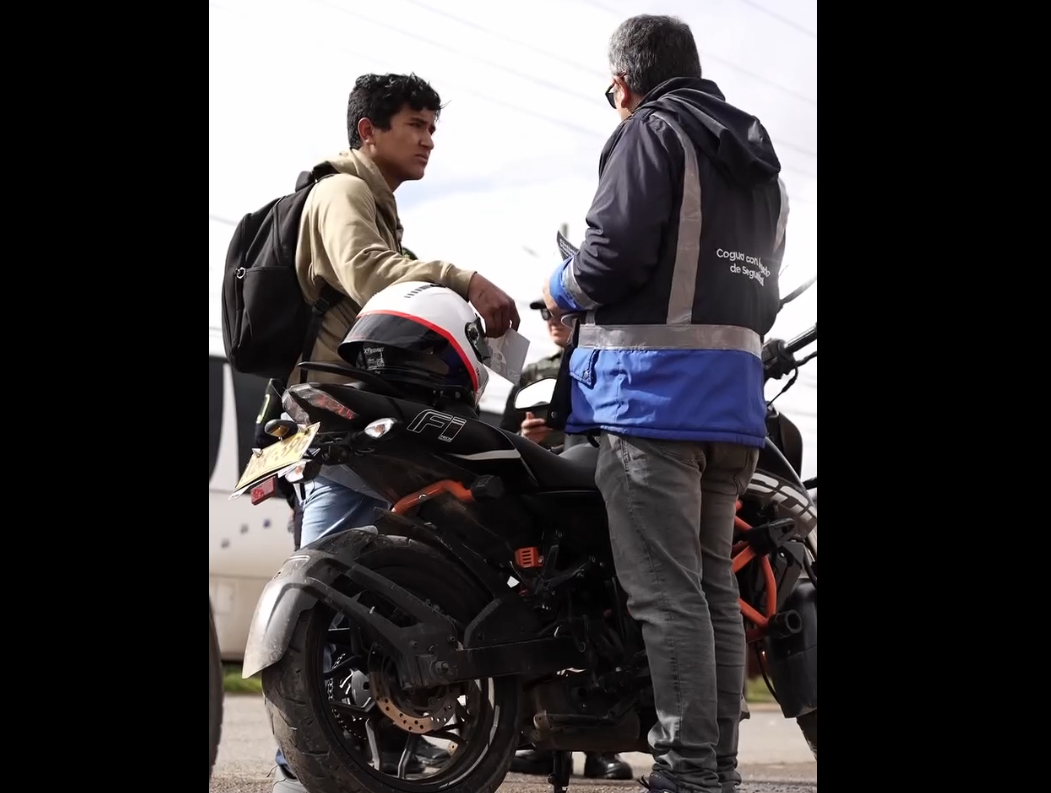 Jornada de |sensibilización vial| en la vereda El Mortiño en el municipio de |Cogua| + Video