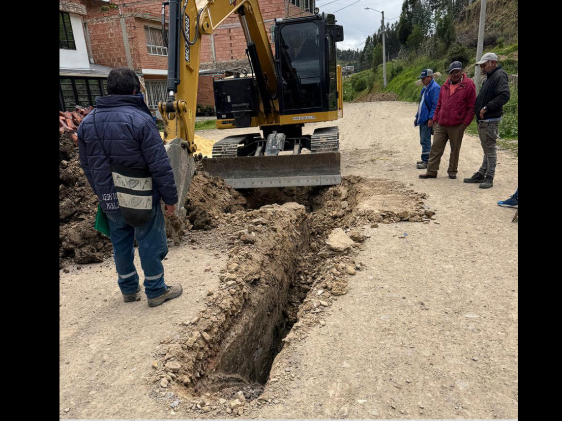 Inician obras de |adoquinamiento| en la Urbanización |Mirador del Nemequene|