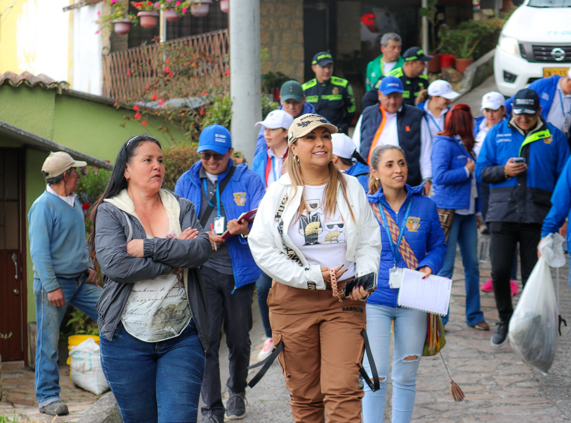 Administración de |Sopó| refuerza compromisos comunitarios en la |vereda Centro Alto|