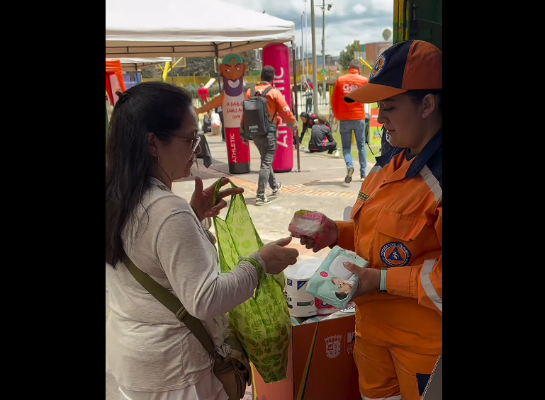 Gestora Social de |Chía| lideró campaña solidaria en apoyo a |mujeres afectadas| por emergencia en |Paratebueno| + Video