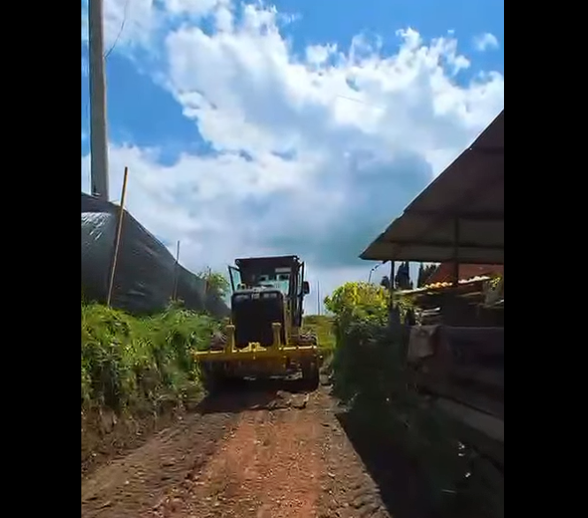 |Cogua| avanza en el mantenimiento de sus |vías terciarias| + Video