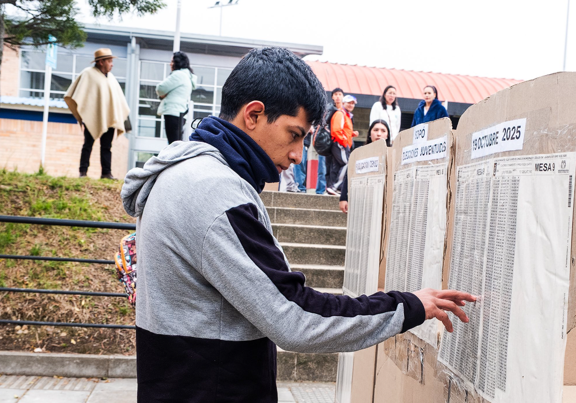 Jóvenes de |Sopó| fortalecen la democracia con masiva participación en |elecciones del CMJ|