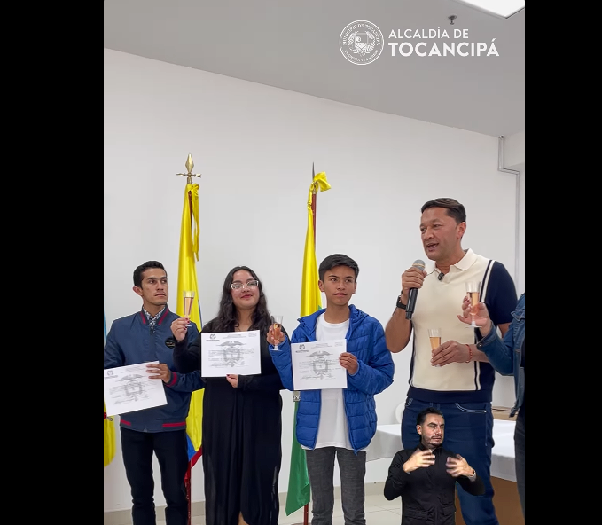 |Tocancipá| posesiona a los nuevos |Consejeros Municipales de Juventud| + Video