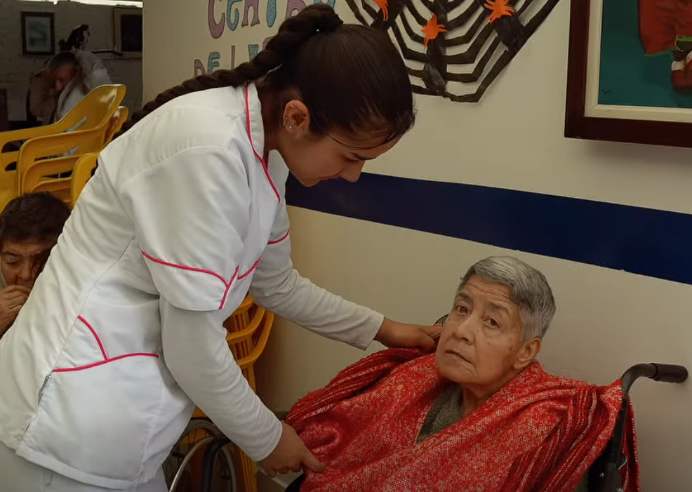 |Cajicá| fortalece la calidad en la atención a |adultos mayores| + Video