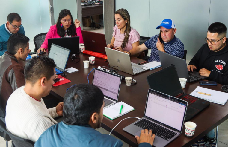 |Gobernación de Cundinamarca| aprueba $108.000 millones para |obras viales| y sociales en el departamento