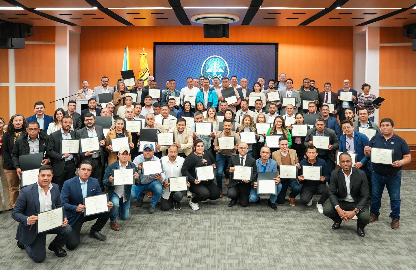 Concejales de |Cundinamarca| culminan curso de Fortalecimiento de la |Gestión Pública|