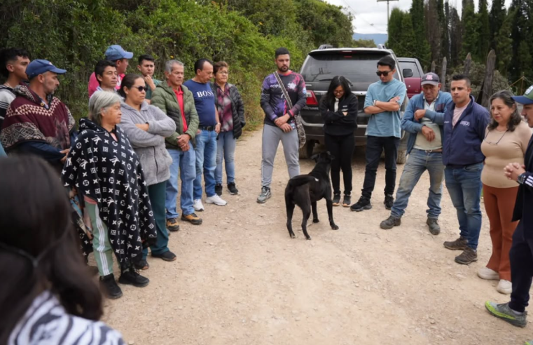 Avanza la socialización del |proyecto vial| en la |vereda El Olivo|, |sector Pico|