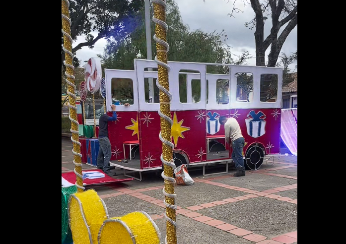 |Tabio| inicia su transformación |navideña| + Video