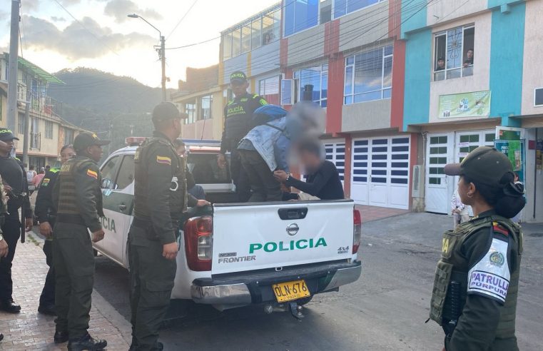 |Operativos mixtos| refuerzan la prevención del consumo de |estupefacientes| en la ciudad