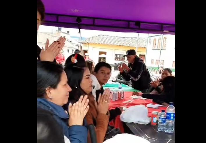 |Nemocón| reafirma su compromiso con la población |víctima del conflicto armado| + Video